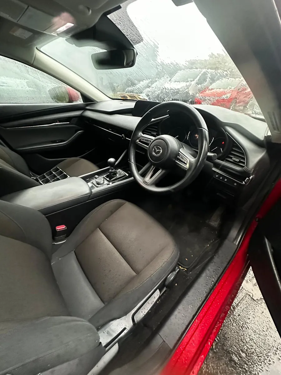 2020 Mazda 3 1.8D 4DR  Diesel/Manual - Image 4