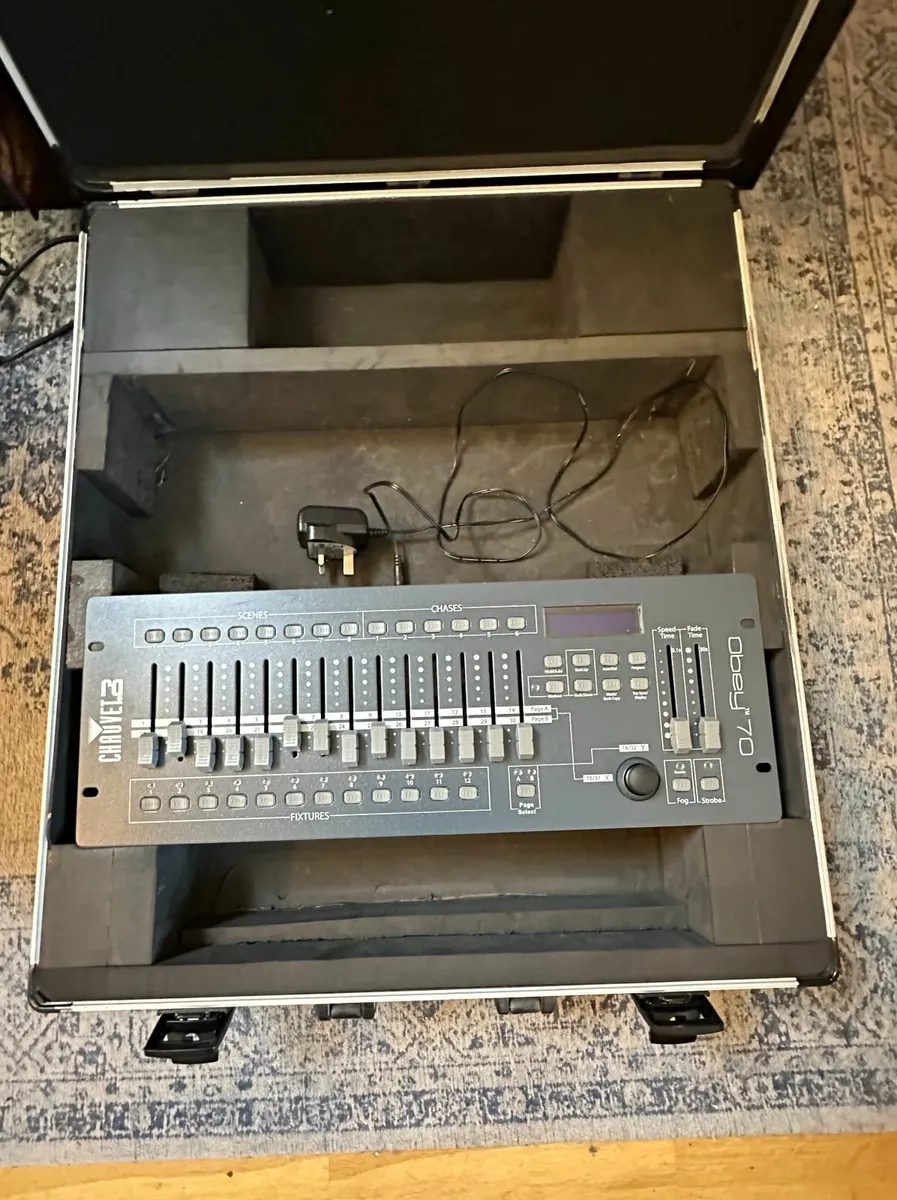 Lighting Dmx control Desk & 3 cases/rack/ - Image 3