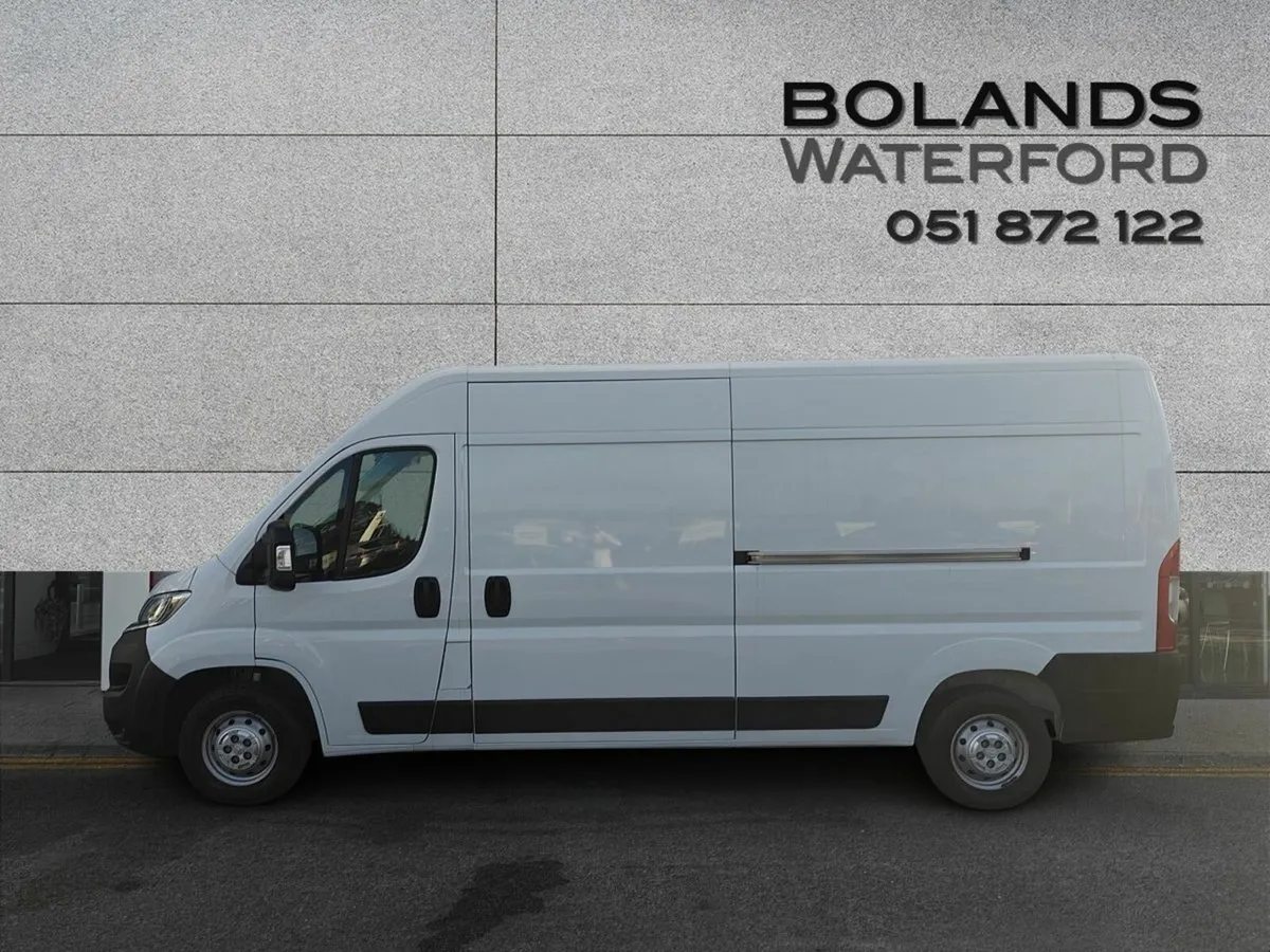 Citroen Relay RELAY 33 L3H2 BLUEHDI 140 From €101 - Image 3