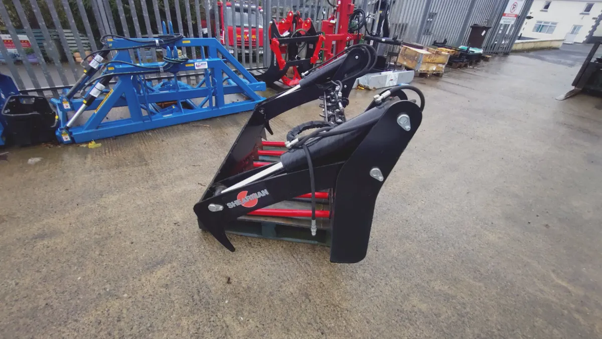 Demo Bale Spillter for Sale - Image 2