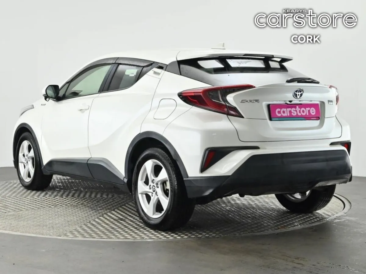 Toyota C-HR 1.8 HYBRID Auto - Image 4