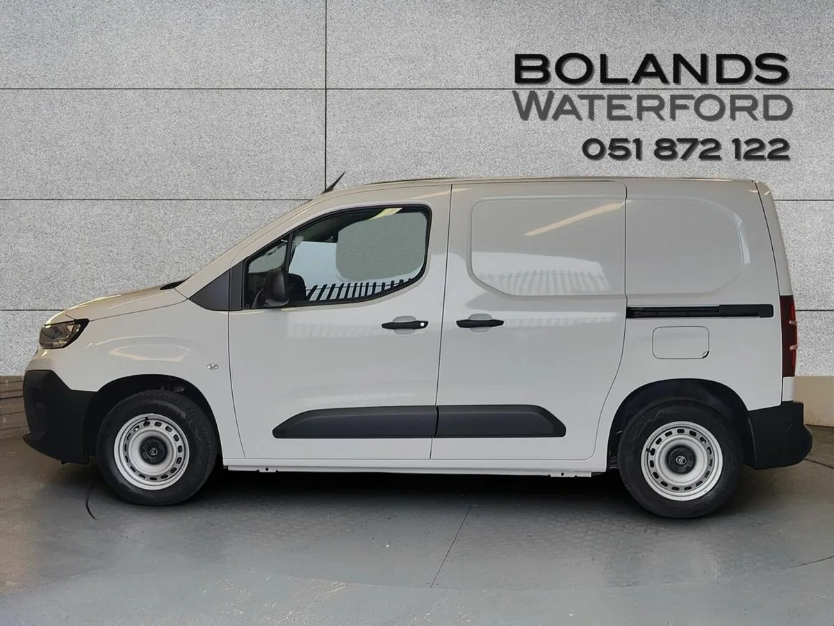 Citroen Berlingo LX PLUS From €94 Per Week - Image 4