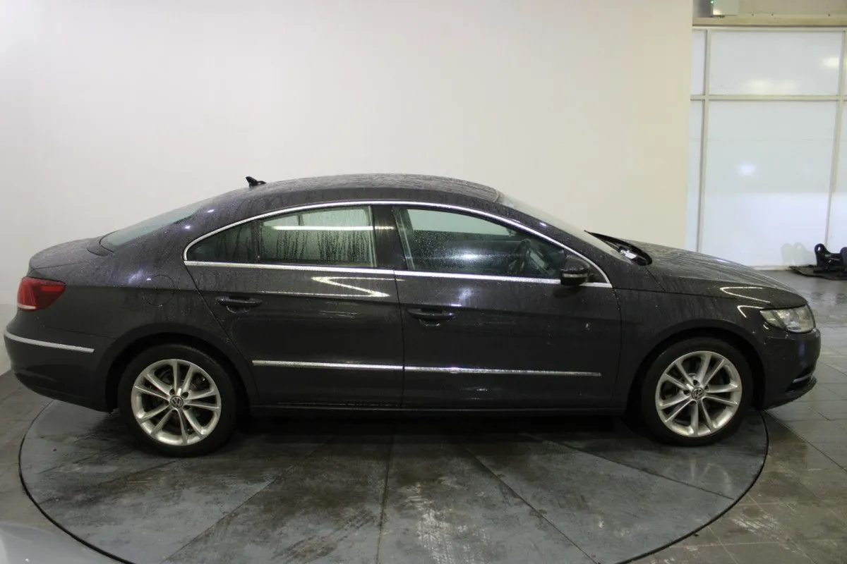 Volkswagen CC 2.0 TDI 140 BHP BMT - Image 3