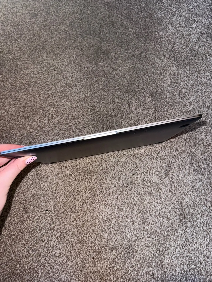 MacBook Air 2020 - Image 4