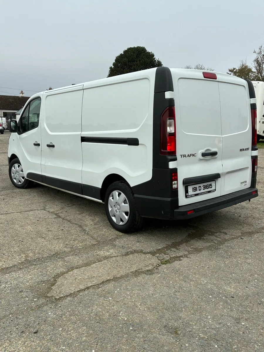 2019 RENAULT TRAFFIC €9950 NO VAT FULL YEAR CVRT - Image 2