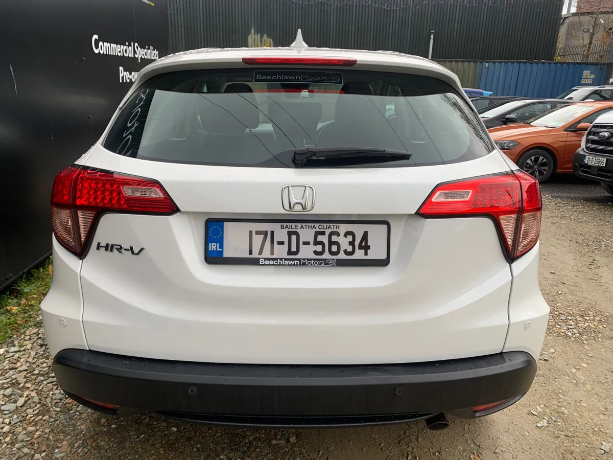 2017 Honda HR-V 1.5 V-TEC ES 5DR - Image 4