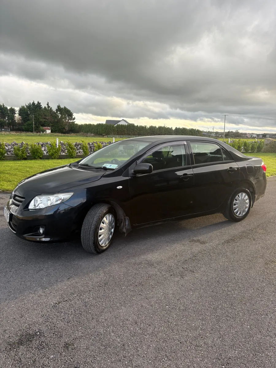 Toyota Corolla 2007 - Image 2