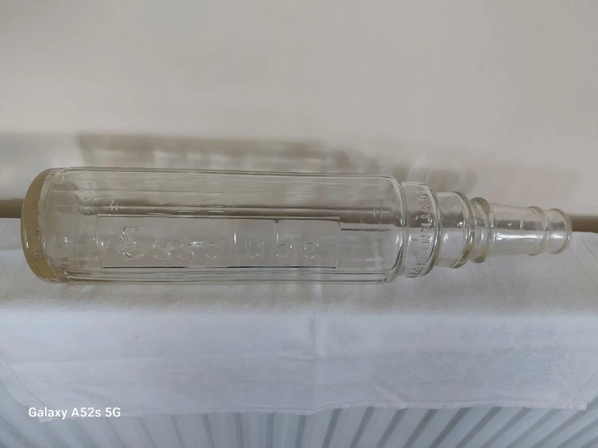 Vintage Essolube Quart Bottle - Image 4