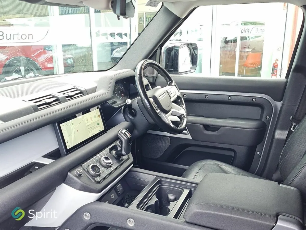 Land Rover Defender DEFENDER 110 3.0D - Image 3