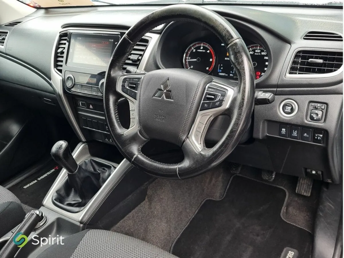 Mitsubishi L200 L200 INTENSE - Image 4