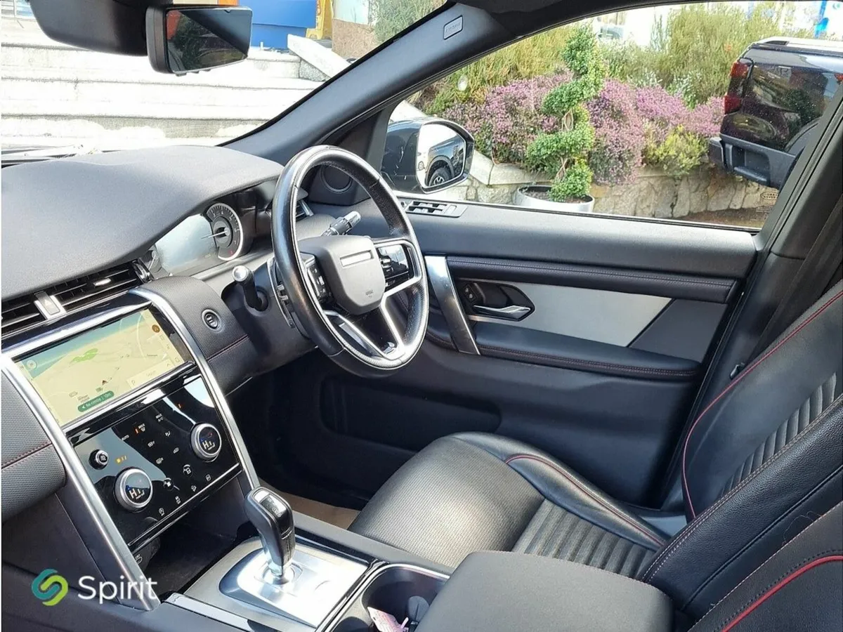 Land Rover Discovery Sport R-DYNAMIC   P300  AWD - Image 3