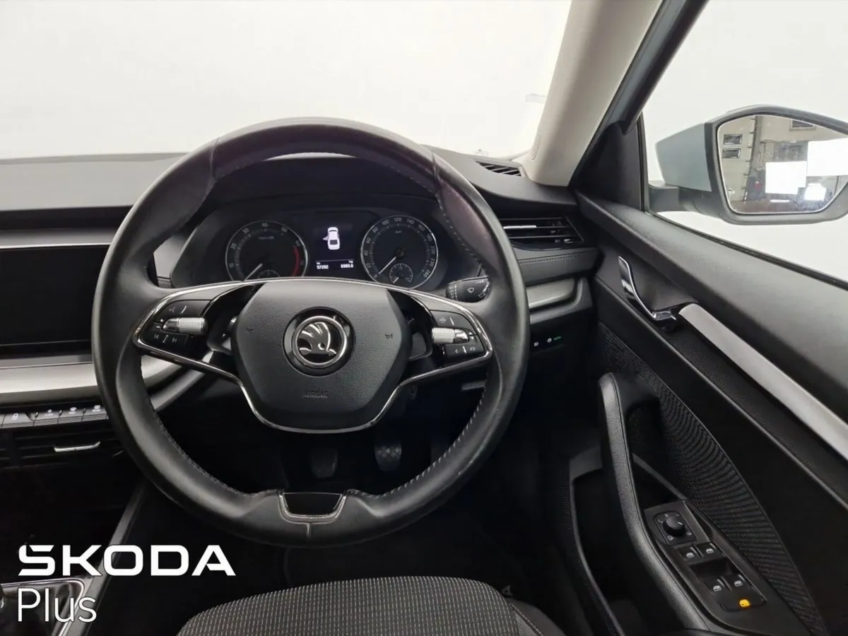 Skoda Octavia AMBITION 1.0TSI 110HP - Image 2