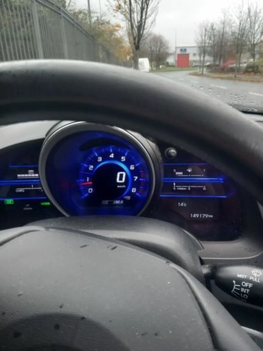 Honda CR-Z 2011 - Image 2