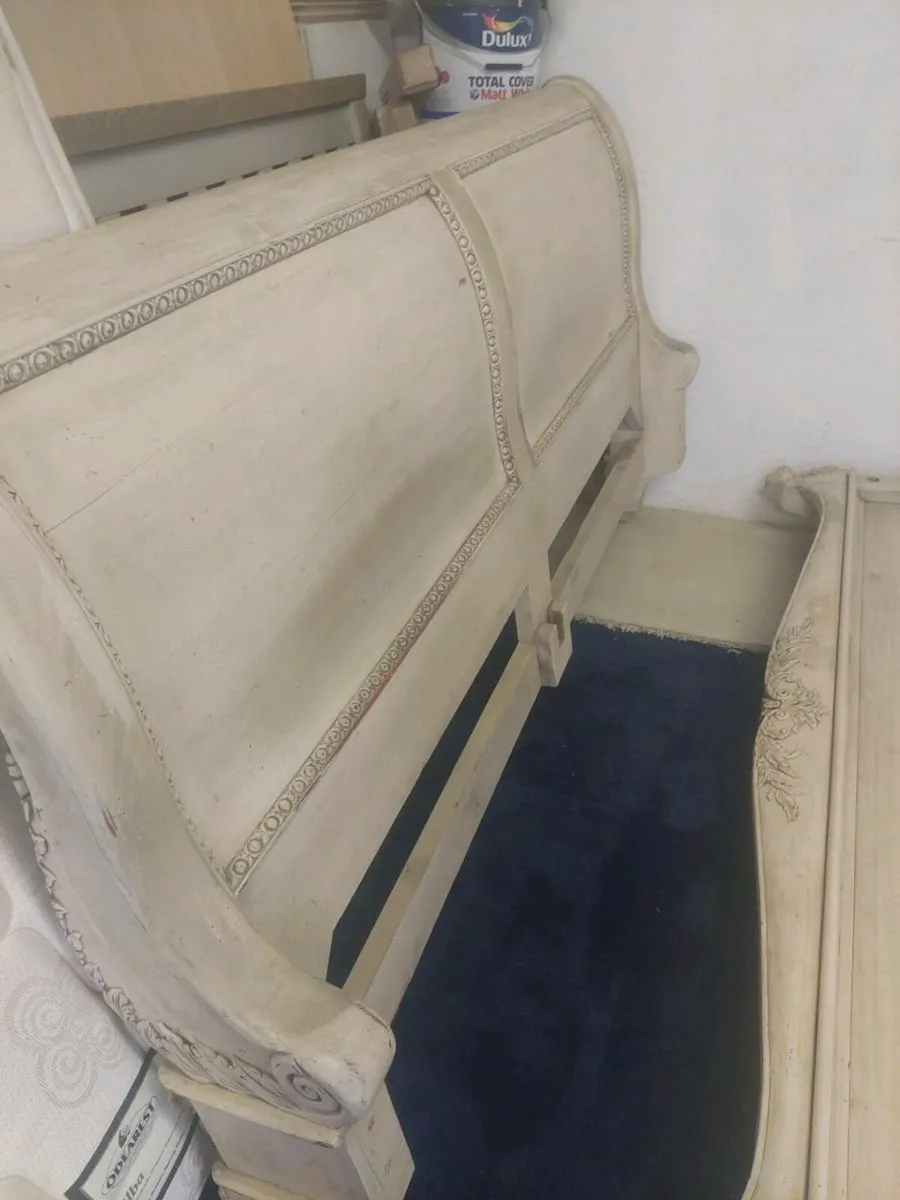 Superking sleigh bed french distressed pine - Image 3