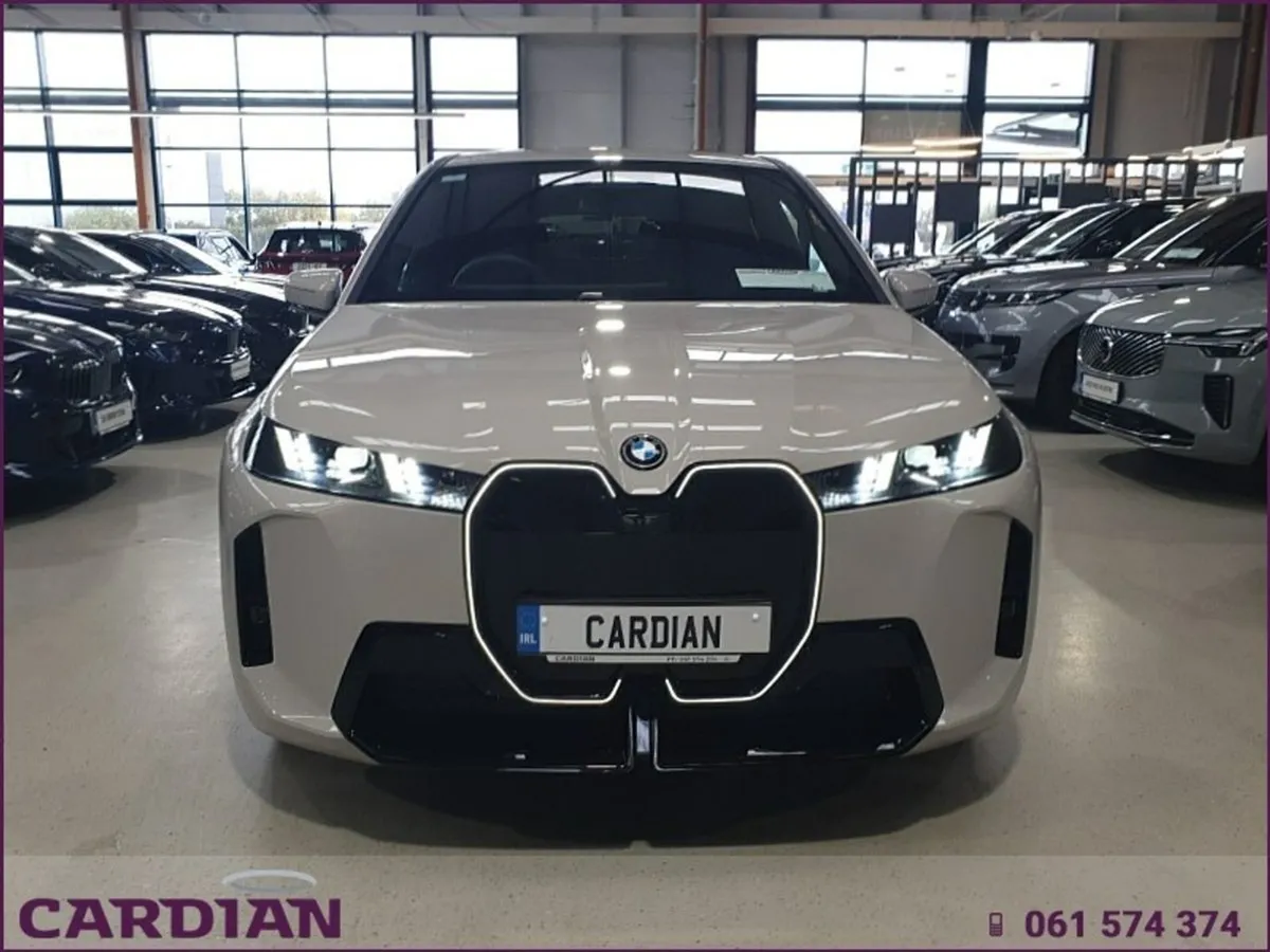 BMW IX Ix M Sport Xdrive60 M Sport Pro 111.5 kWh - Image 3