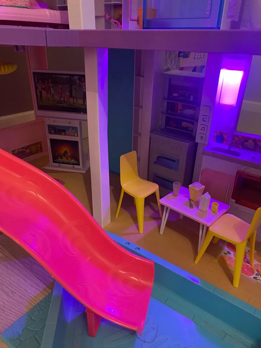 Barbie DreamHouse - Image 2