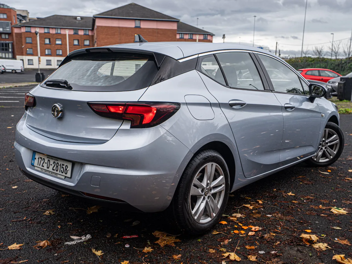 Vauxhall Astra 2017 - Image 2