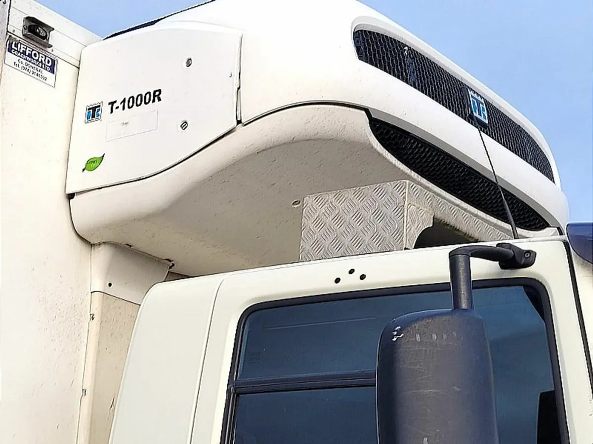 DAF CF 6.693 - Image 2