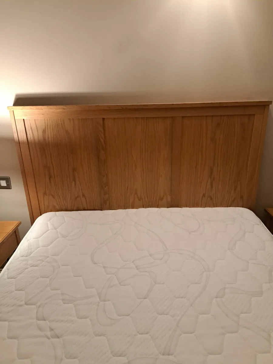 €40 QAULITY HOTEL COLLECTION 1500MM OAK HEADBOARDS - Image 2