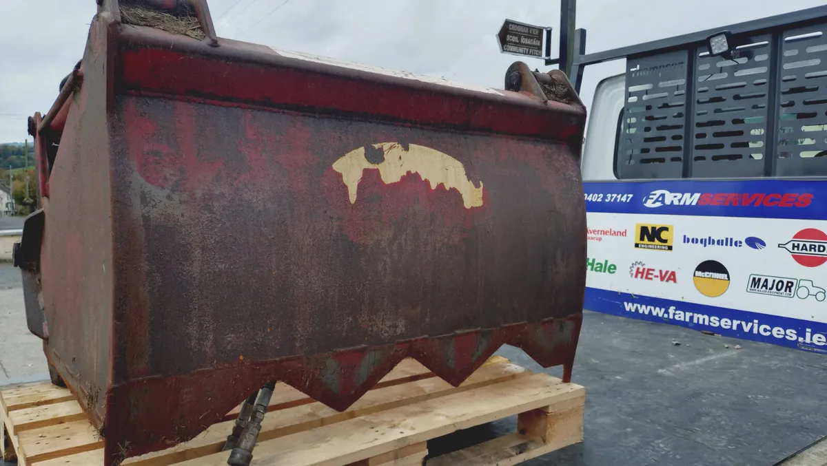 Mchale Shear Grab - Image 1