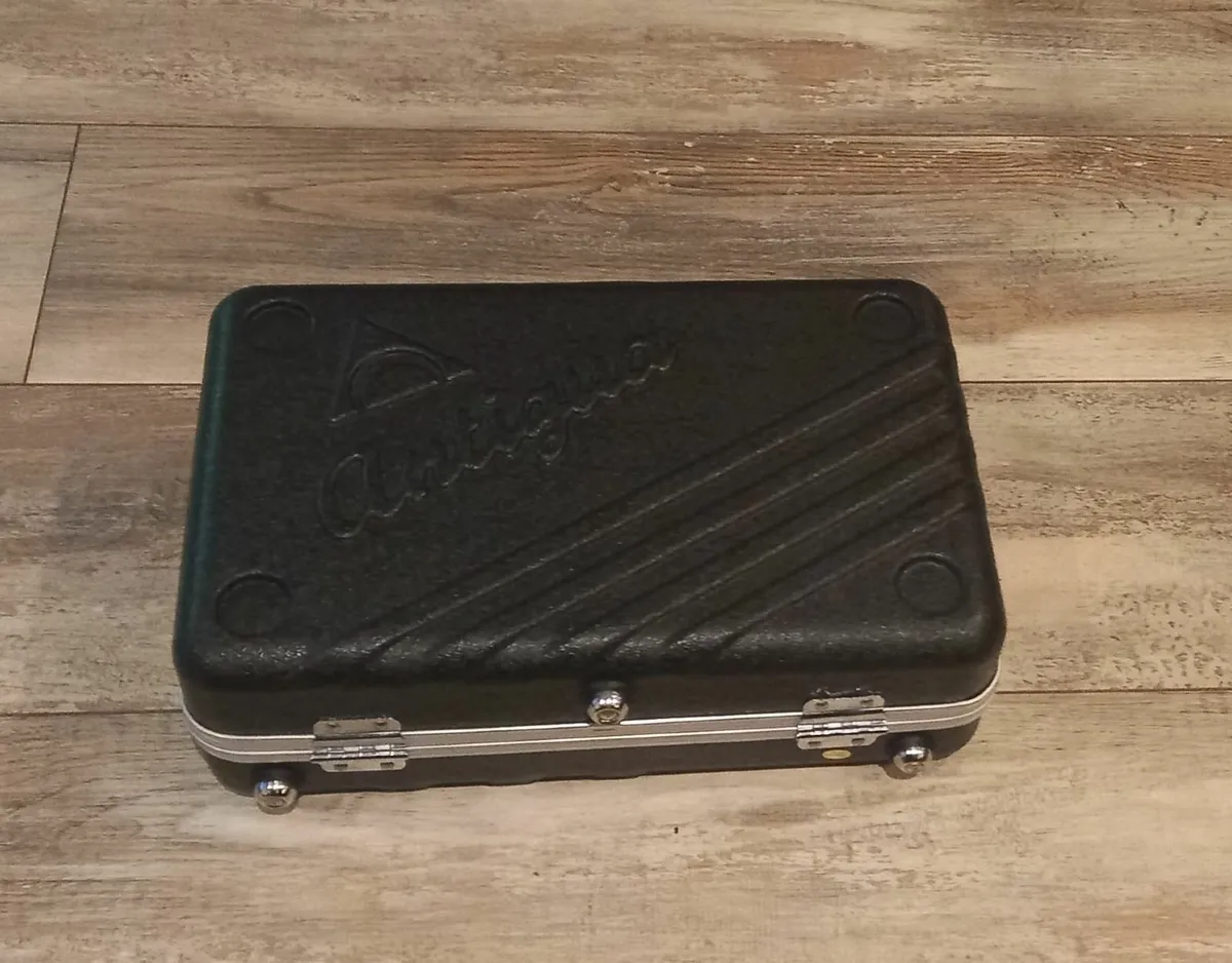 Antigua Clarinet - Image 2