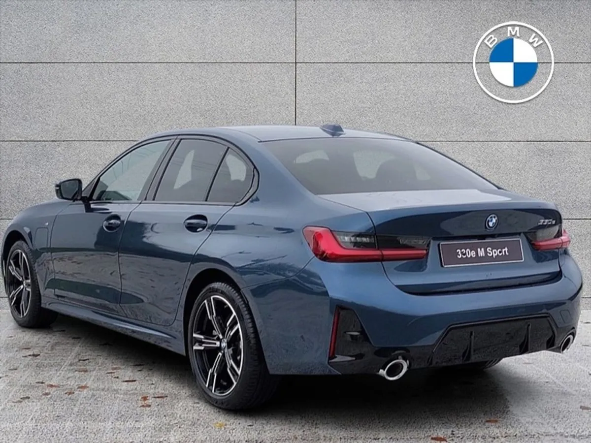 BMW 3 Series 330e M Sport - Image 2