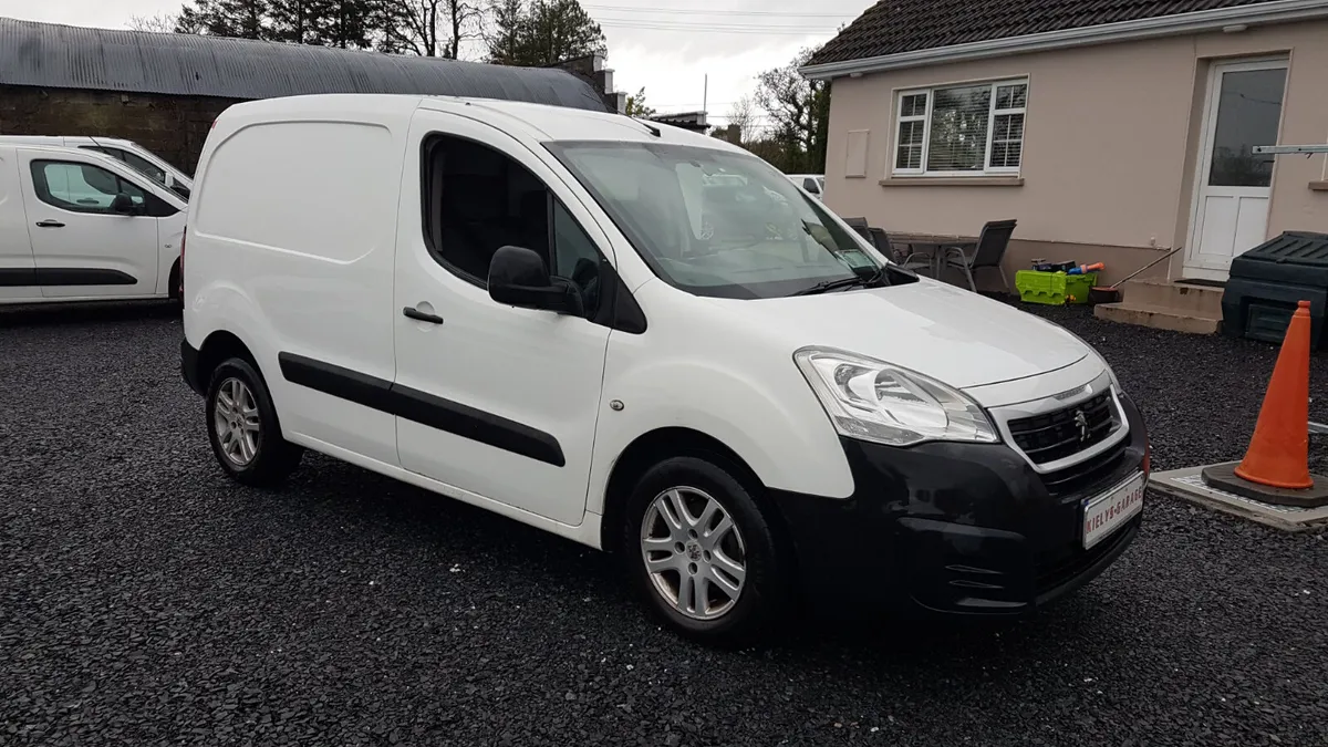 PEUGEOT PARTNER 3 SEATER 2016 CLEAN VAN - Image 2