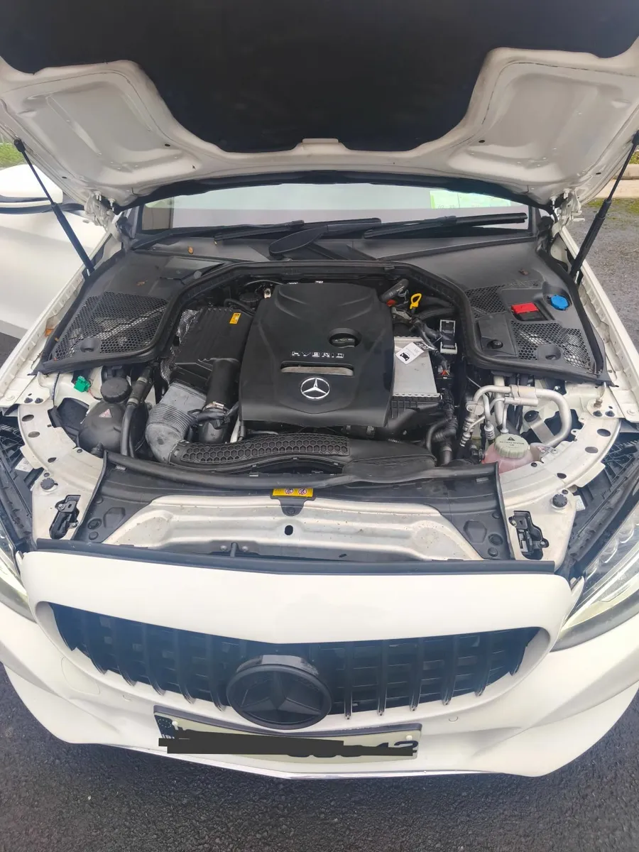 Mercedes-Benz C-Class 2016 - Image 1