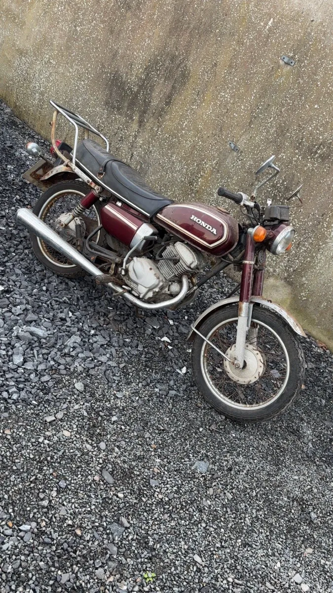 Honda CD200 - Image 1
