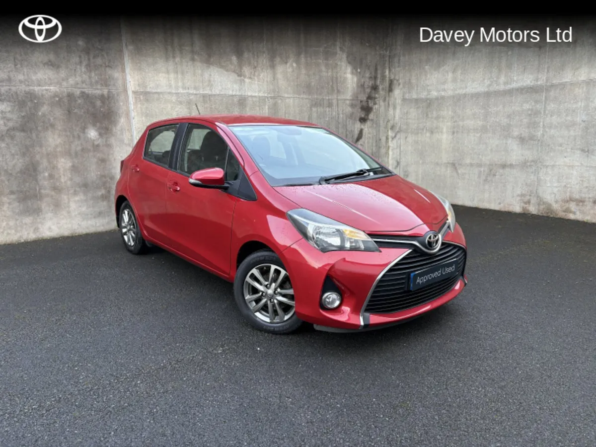 Toyota Yaris 1.0 LUNA 4DR - Image 1
