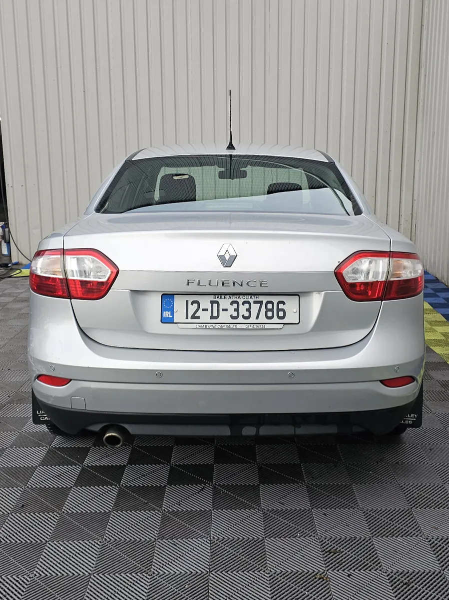 2012 Renault Fluence 1.5 DCI DYNAMIQUE - Image 4