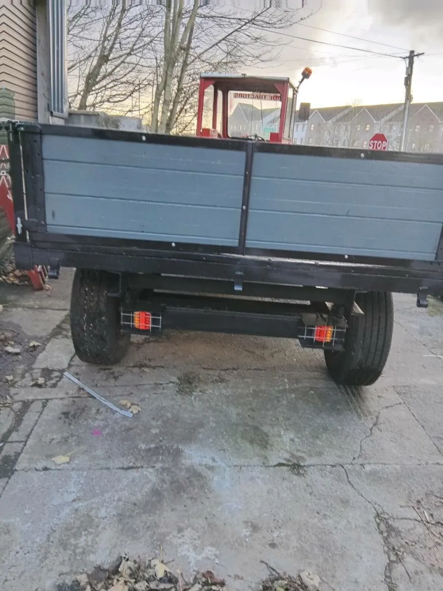 Tipping trailer - Image 3