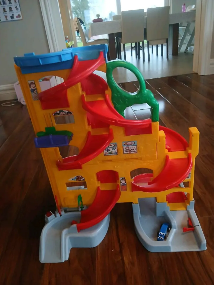 Toy Car Garage - Image 2