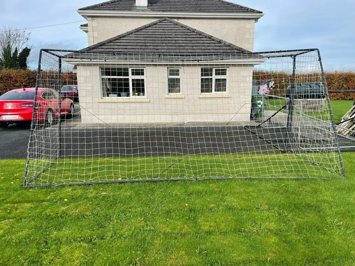 Soccer goal post - Image 1