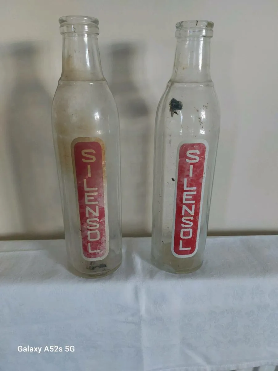 Vintage Silensol oil bottle × 2 - Image 1
