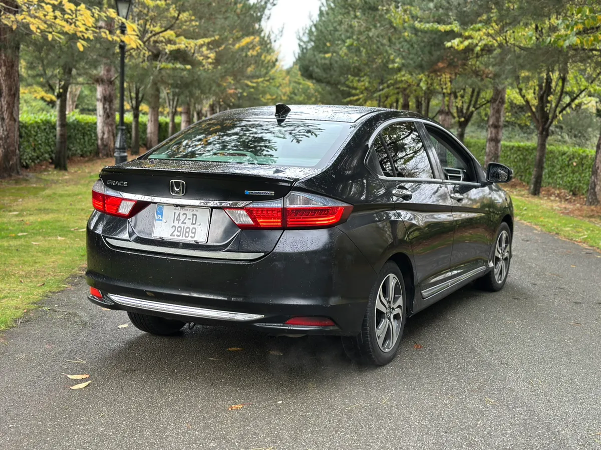 Honda Grace Automatic Hybrid Fresh NCT 11/26 - Image 4