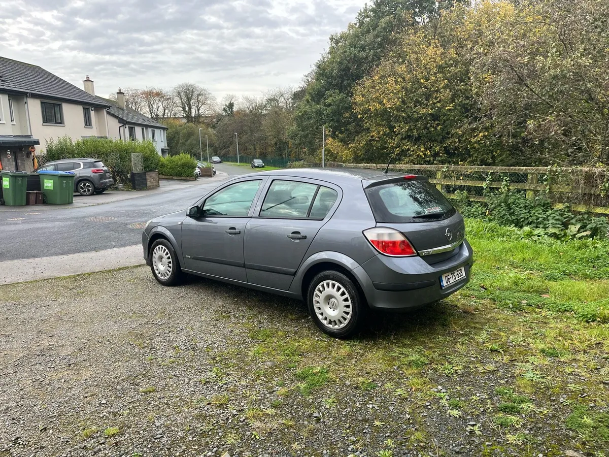Opel Astra (new nct) low milage - Image 3