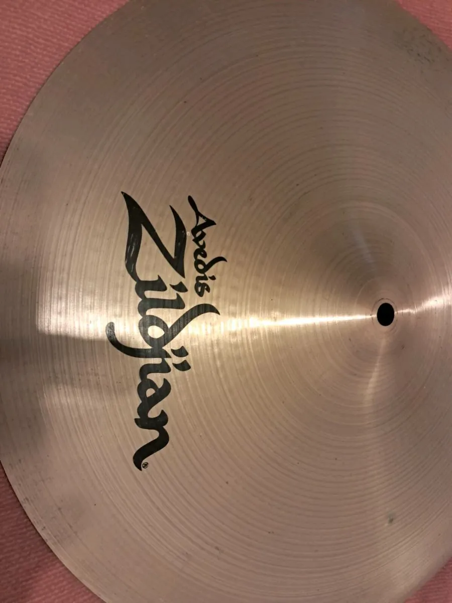 Zildjian 16" Crash - Image 2