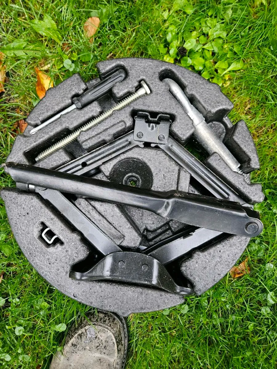 Ford Fiesta spare tyre - Image 2