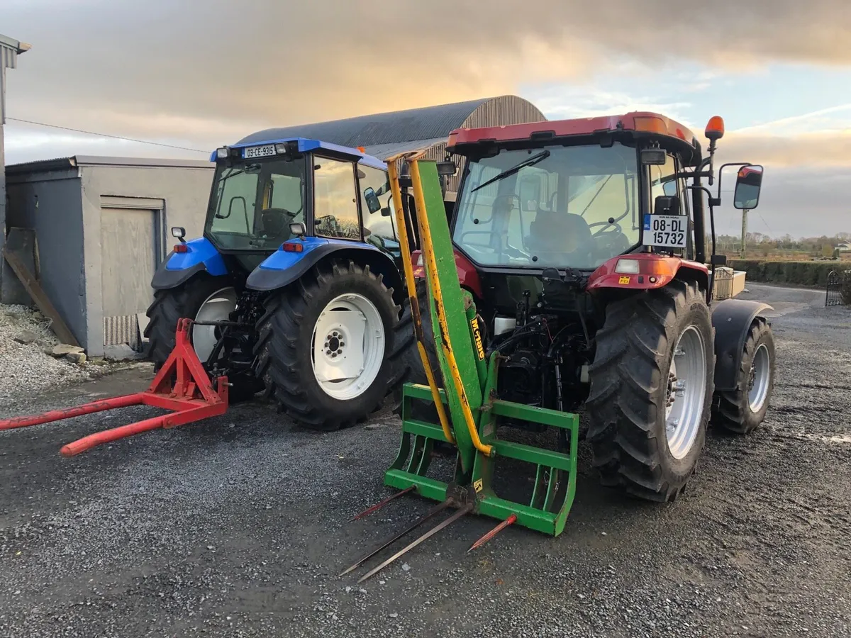 2003 New Holland TS 08 Case JXU 95 - Image 3