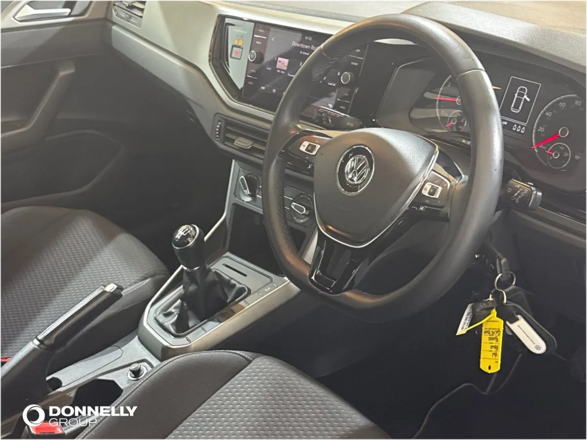Volkswagen Polo Hatchback SE - Image 4