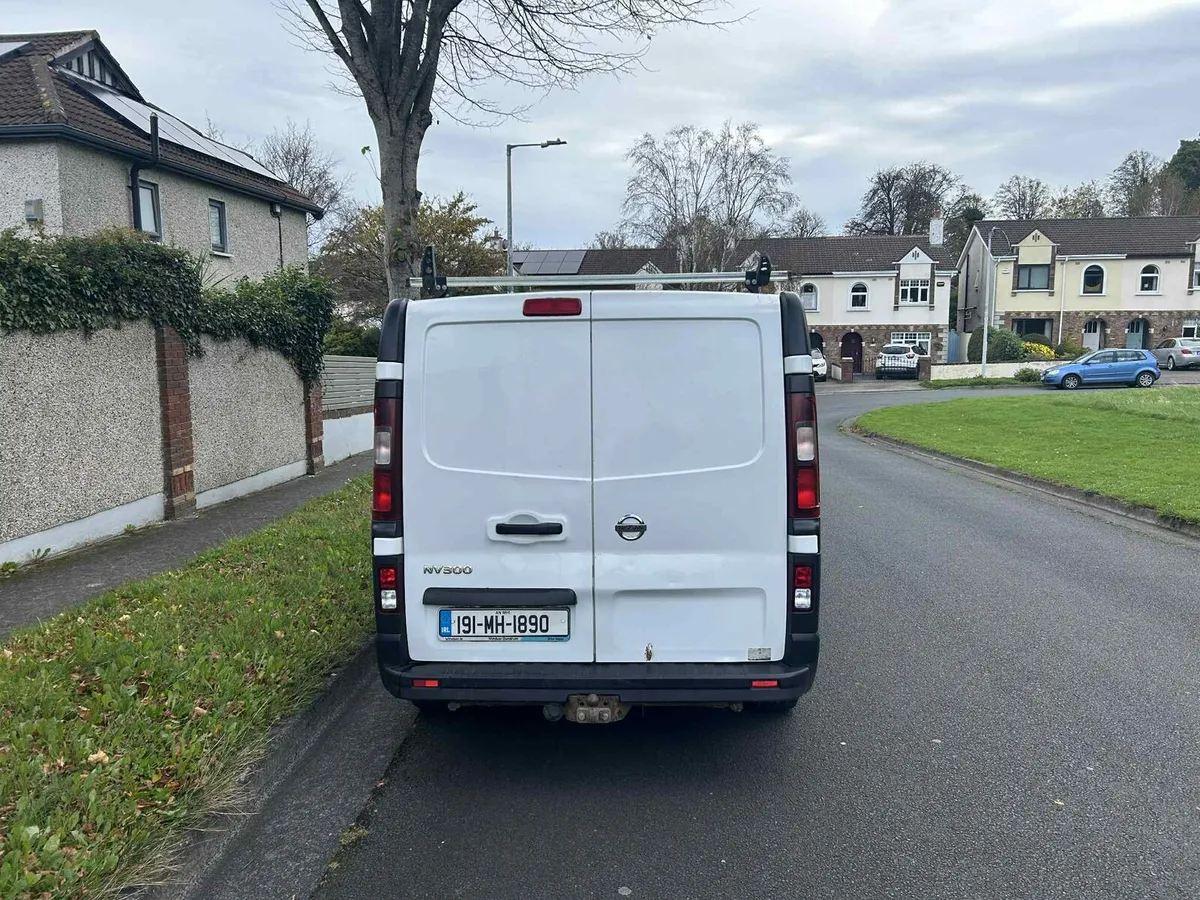 Nissan nv300 - Image 3