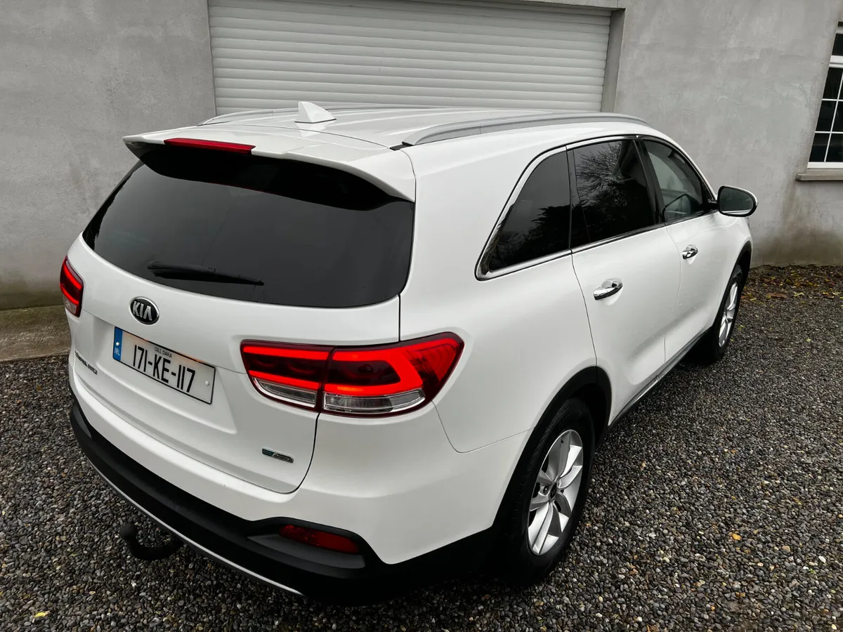 2017 Kia Sorento 2.2L CRDi Platinum 7 Seater - Image 4