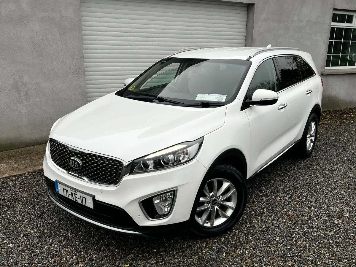 2017 Kia Sorento 2.2L CRDi Platinum 7 Seater - Image 2