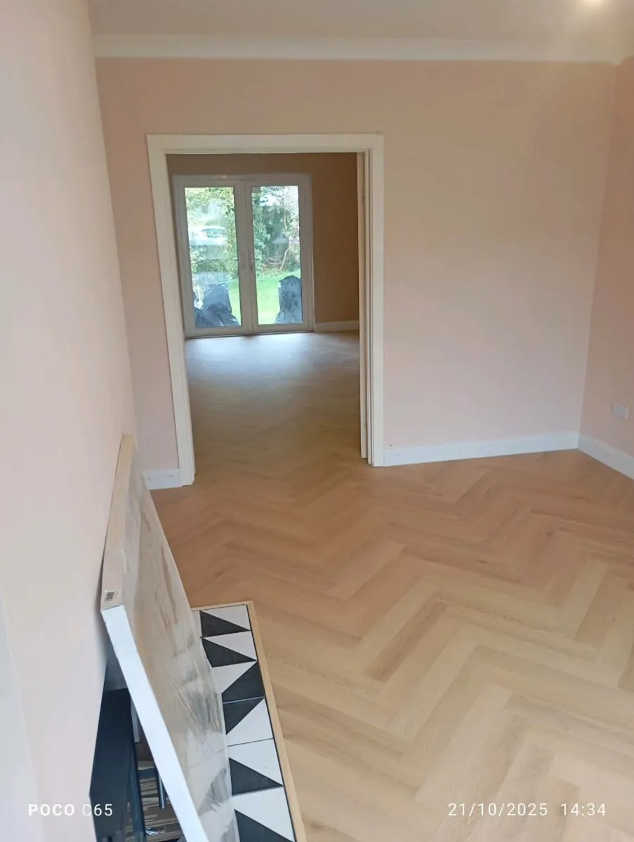 Flooring services/ installation+ sanding - Image 1