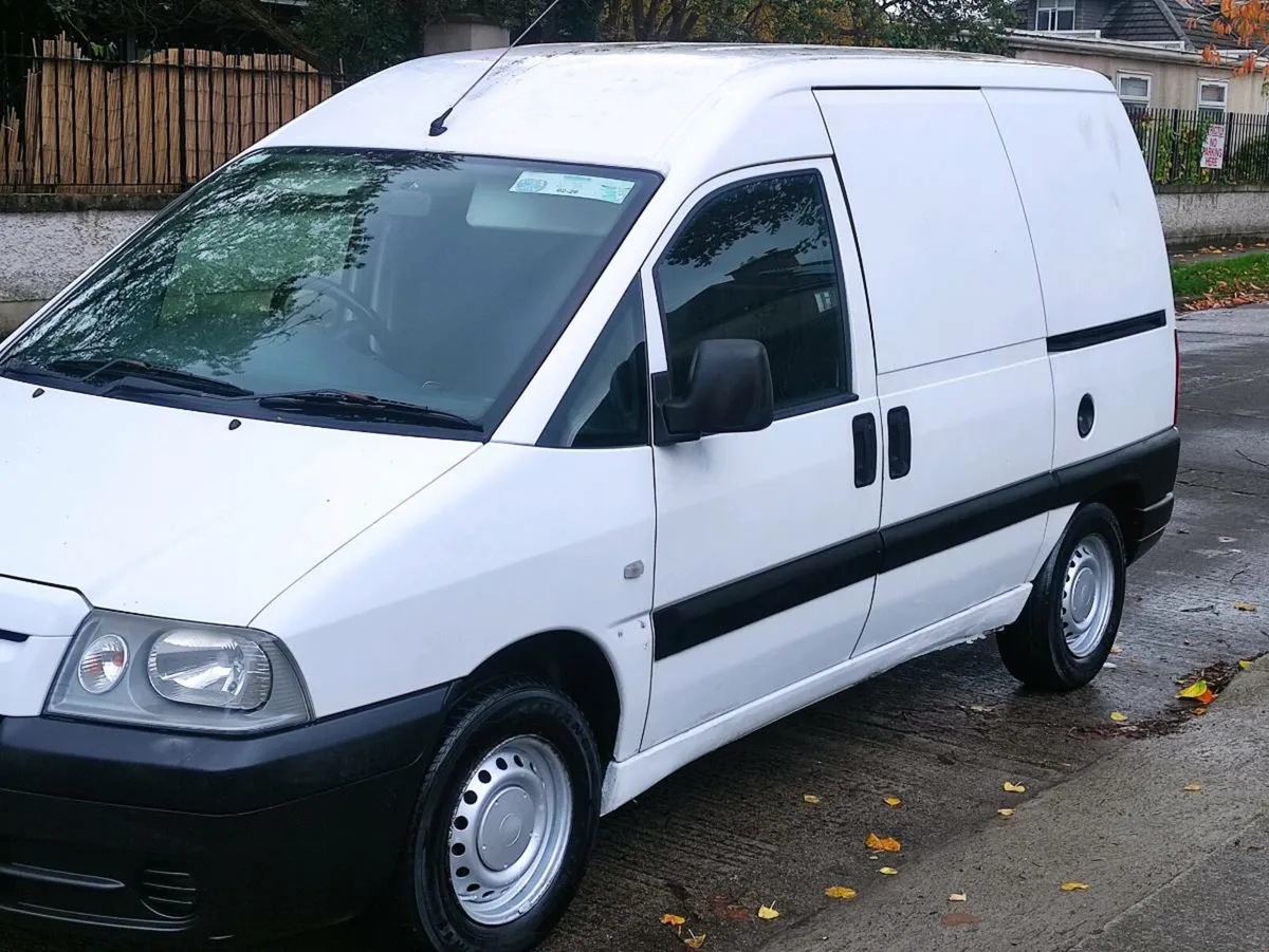 Peugeot van for sale taxed and tested - Image 4
