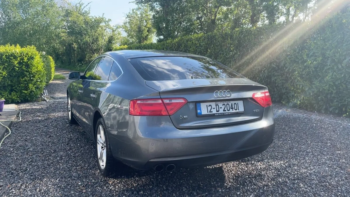 Audi A5 2012 - Image 2