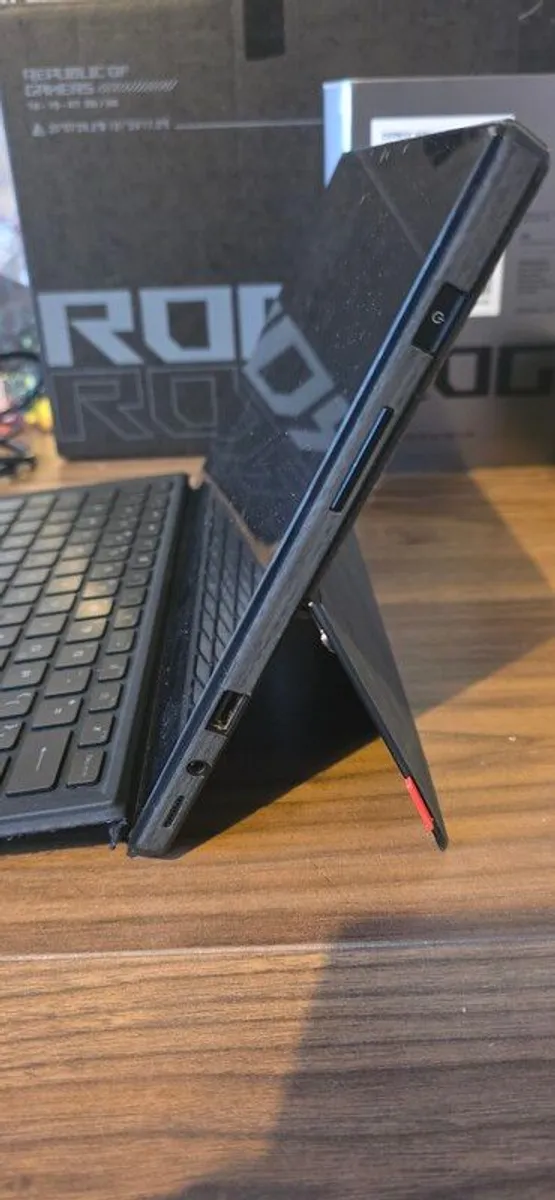 Asus Rog Flow Z13 - Image 4