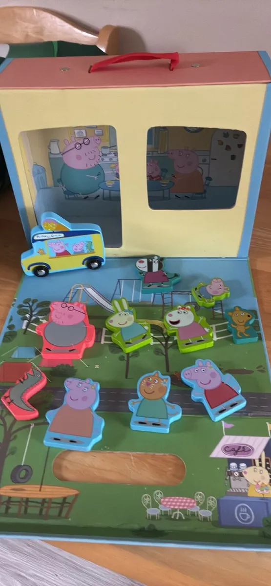 Peppa pig wooden puzzle game - Image 1