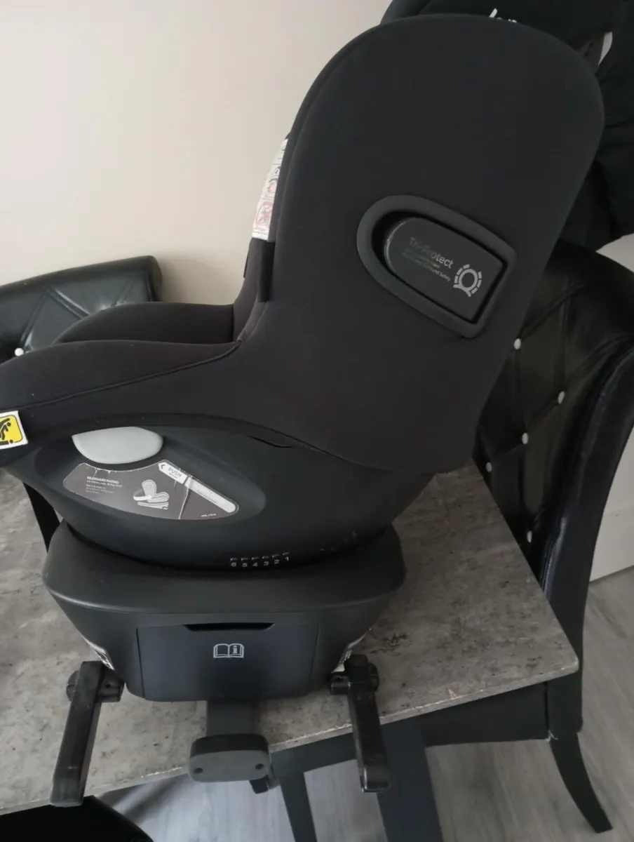 Joie i-spin 360 isofix kids car seat - Image 2